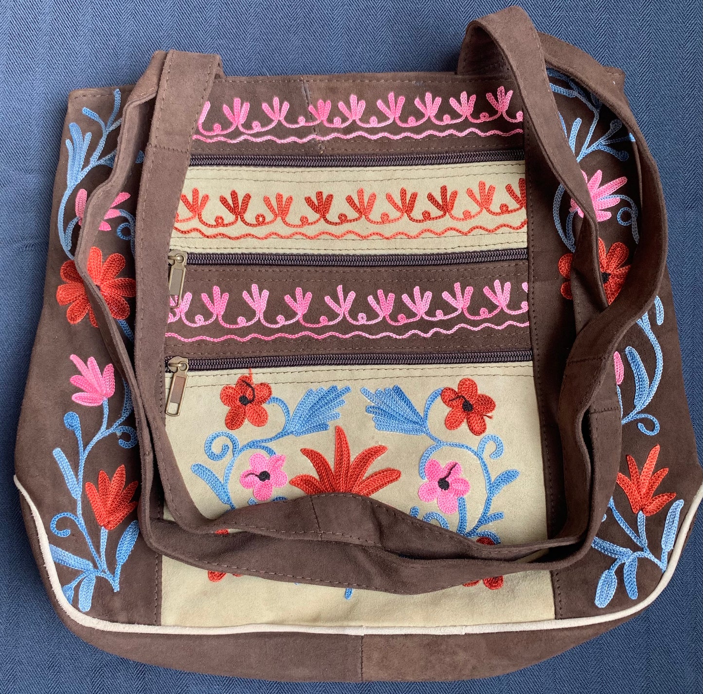 Floral Embroidered Handbag